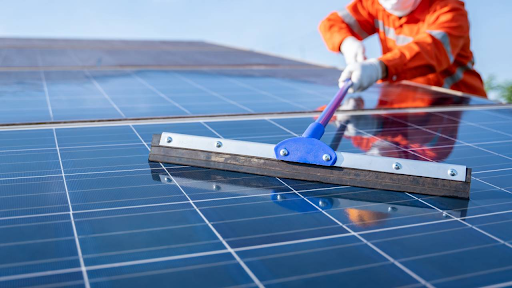 Perawatan Solar panel